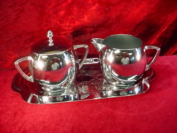 Vintage 1930s ENGLISH CHROME CREAM & SUGAR SET Art Deco  