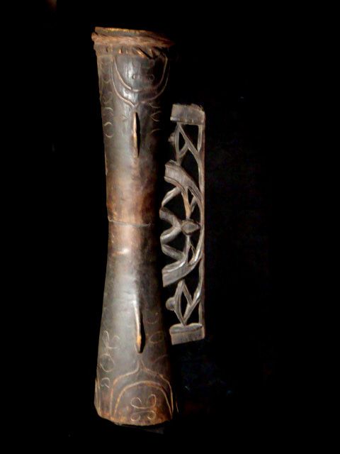   QUALITY THIS AGED ASMAT DRUM1960S PAPUA (NEW GUINEA)  