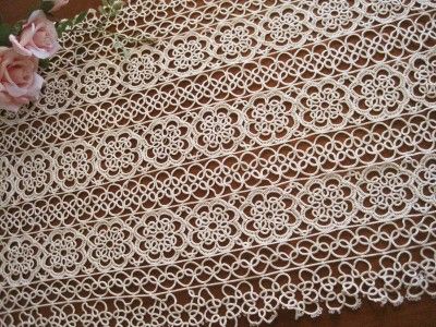 Vintage Style Handmade Tatting Lace Table Runner Ecru L  