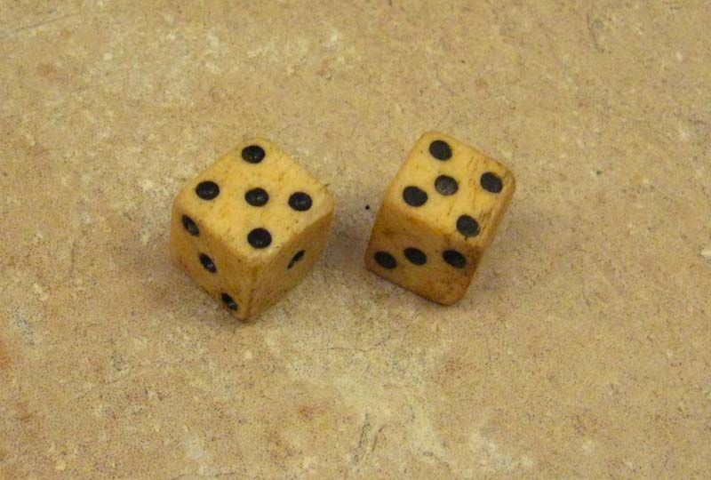 Antique Cow or Ox Bone Hand Carved Civil War Era Dice 9/16 19th C 