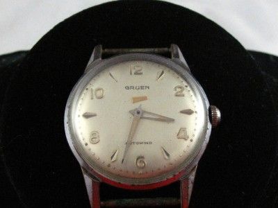 VINTAGE GRUEN 25J AUTOMATIC WRISTWATCH CALIBER 570 SS  