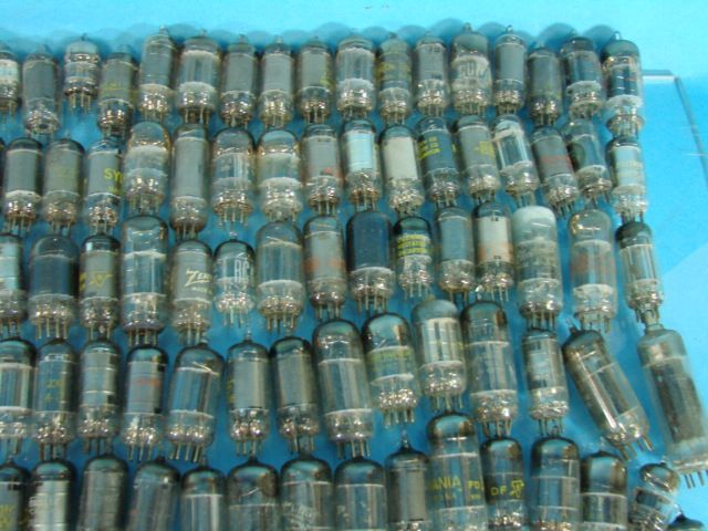 Lot 300 Plus Vacuum Tubes 12AX7 12AT7 12AU7 12BH7 12BY7 12AZ7 12AU6 