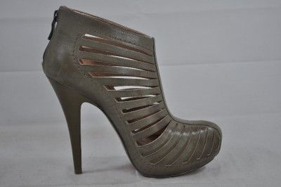 BCBG BCBGENERATION EDDAH BOOTIE PLATFORM SIZE 9.5 ZIPPER HEEL 4.5 