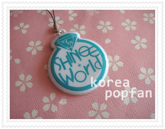 SHINee World MOBILE SCREEN CLEANER NEW  