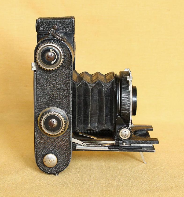 Voigtlander Virtus German 6x4.5 folding 120 film camera CLA works 