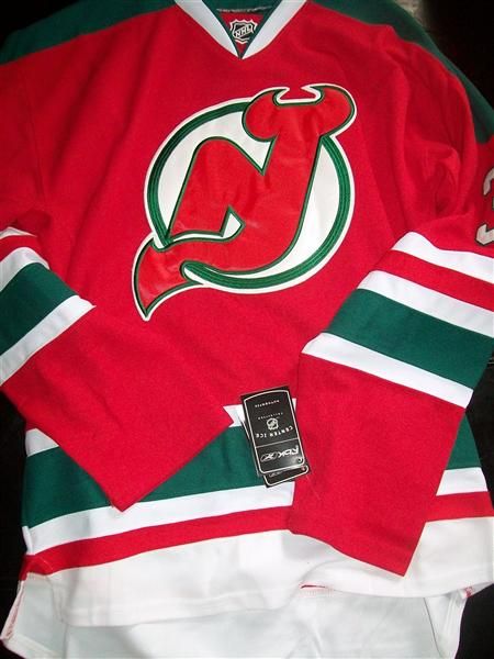 MARTIN BRODEUR SIGNED NEW JERSEY DEVILS NHL JERSEY GAI COA  