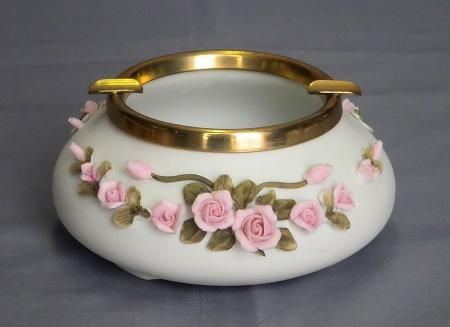 ANTIQUE CAMILLE NAUDOT BISQUE APPLIED ROSES ASHTRAY  