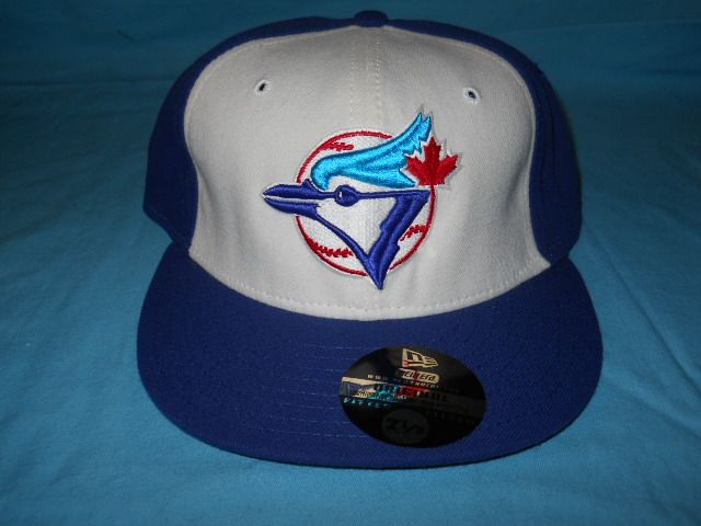 TORONTO BLUE JAYS WHITE PANEL GREEN BRIM WOOL USA NEW ERA FITTED HAT 