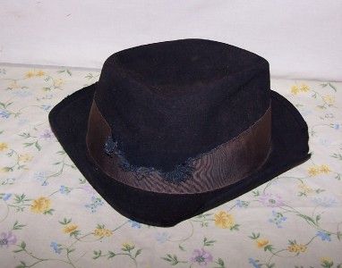 VINTAGE~LOT OF THREE MENS HATS CHAMP COURTNEY  