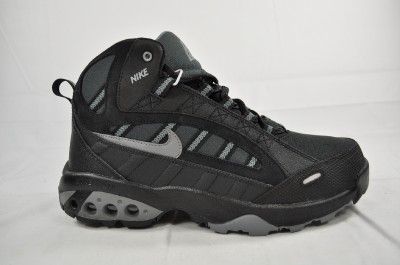 The Nike ACG Air Umara is a tough and techy sneaker thats built to 