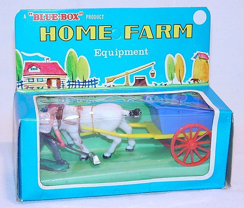 Blue Box 132 FARMER + FARM WAGON & HORSE Plastic MB`70  