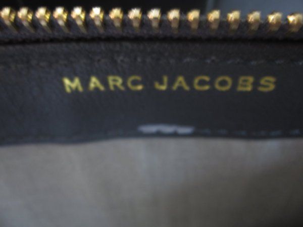 NEW Marc Jacobs Zip Clutch Quilted Wallet Purse Grey 883936438273 