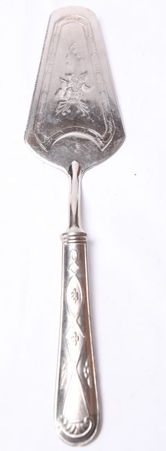 EU S MARCO SILVERPLATED ITALY CAKE SERVER  
