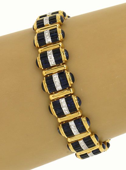 LAVISH 18K GOLD 34.54 CTS DIAMONDS & SAPPHIRES BRACELET  