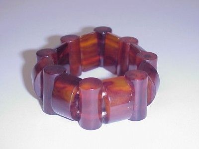 VINTAGE AMBER STRETCH BAKELITE BRACELET  