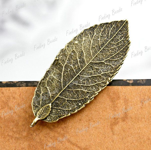 10Pcs vintage Antique Bronze leaf Charms Pendant TS7132  