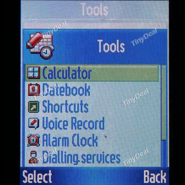 Motorola RAZA V3I GSM 850/900/1800/1900MHZ Flip Mobile Cell Phone P05 