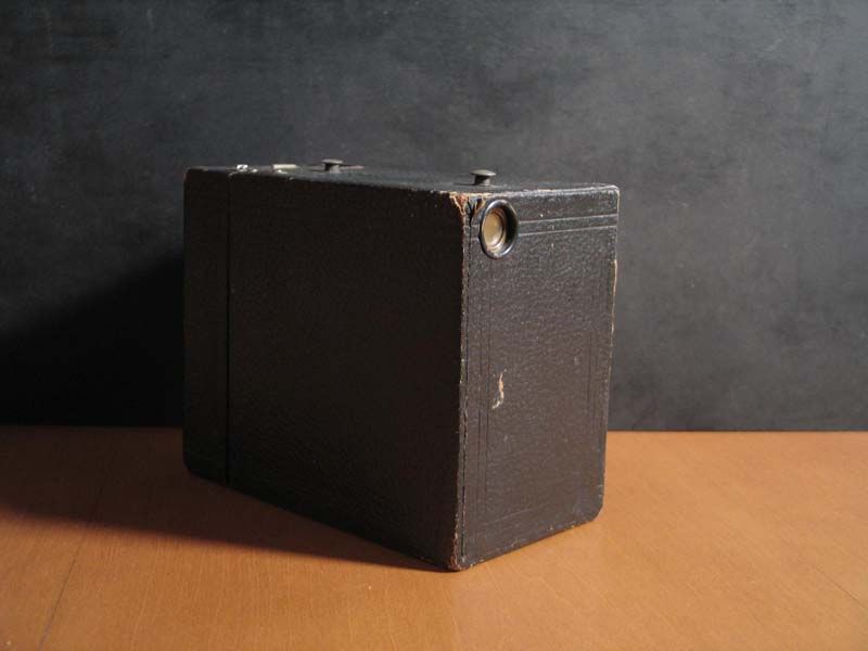 Vintage No. 2A Brownie Model B Film Box Kodak Camera  