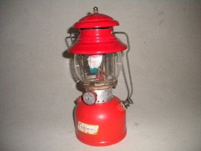 Authentic Vintage 1958 Single Mantle Coleman Lantern Model 200A NICE 