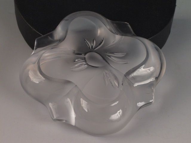 Lalique French Art Glass Crystal Flower Motif Dish Ashtray Tray  