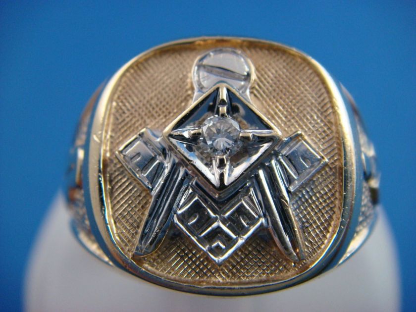 AMAZING MASONIC VINTAGE HANDMADE RING WITH DIAMOND 7.1 GRAMS SIZE 12 