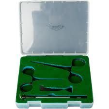   McGill 5 pc Deluxe Gift Set   2 Forceps, nipper, etc (WMEDAGSB) K22 O