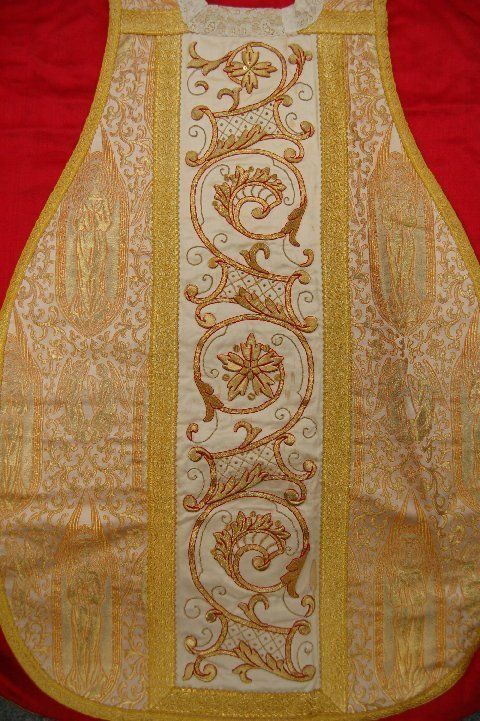 White & Gold Vestment set with Cope & Humeral Veil +  