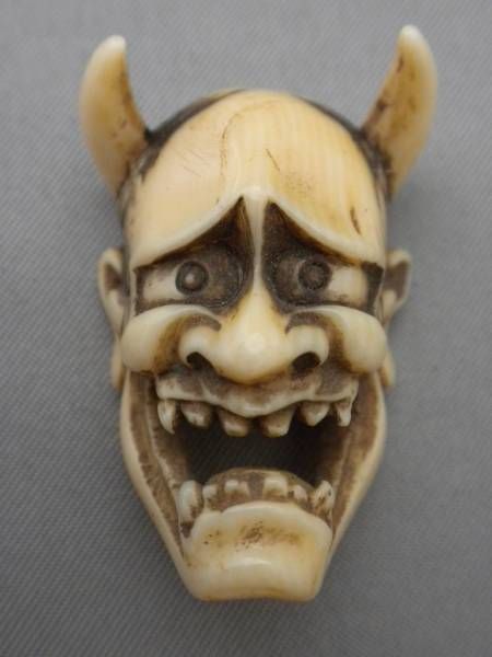 EDO Japanese HANNYA tengu Noh Evil Mask Okimono Netsuke  