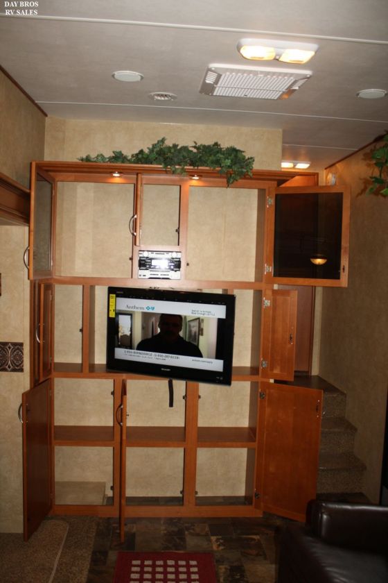   30 RV 2012 HOLIDAY RAMBLER ALUMI LITE HERITAGE SERIES 30 RV  