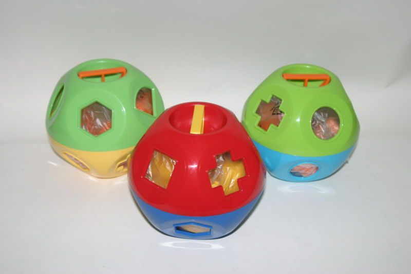 New Tupperware Classic Baby Shape O Toy Sorter Blocks Ball Colors 10 