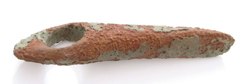 COPPER AGE . Circa 3rd millennium BC. Exceptional Copper axe with oval 