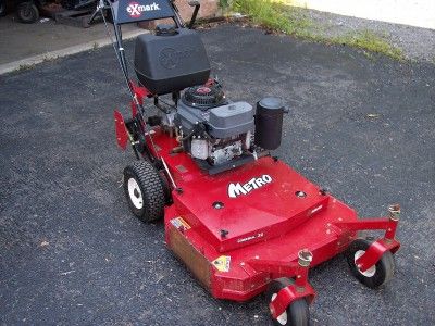 EXMARK 32 METRO COMMERCIAL WALK BEHIND MOWER  