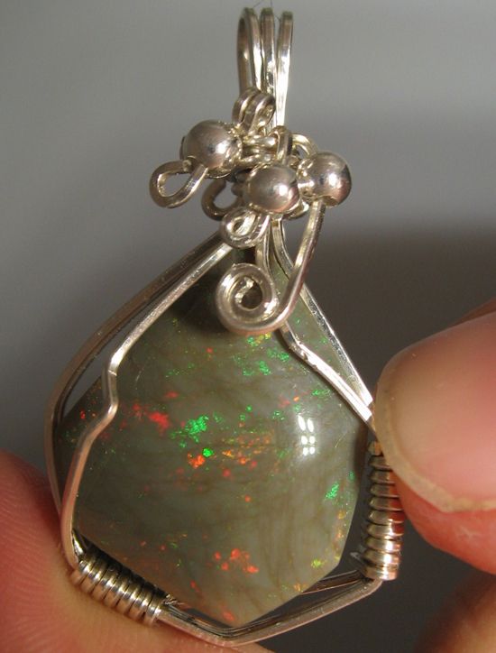   Welo Crystal Black Opal Silver Wire Wrap Necklace Pendant Jewelry C121