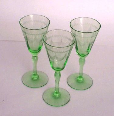 Nice Elegant Depression Green Cordials with Etched Pattern