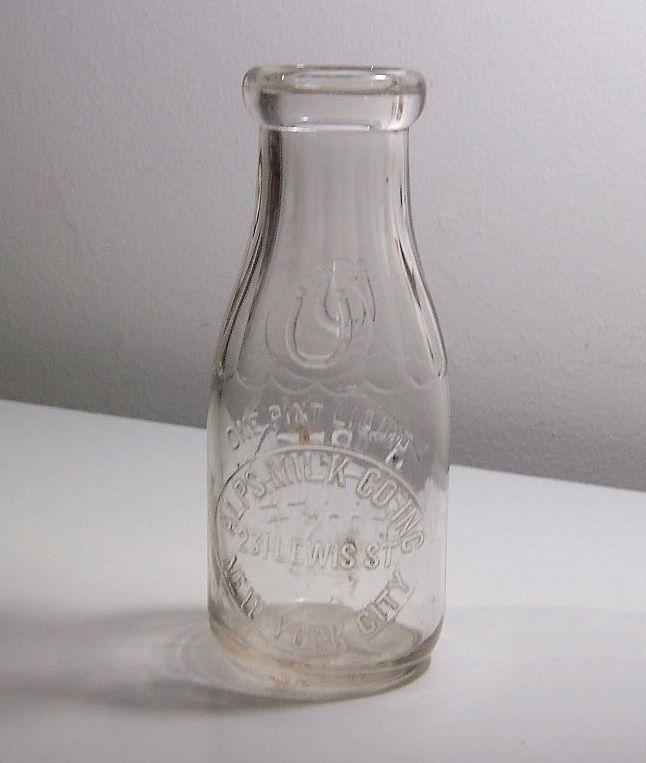 VINTAGE ALPS MILK BOTTLE NEW YORK CITY PINT  