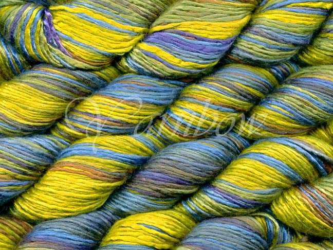 As all monitors vary, actual yarn color may vary slightly from display 